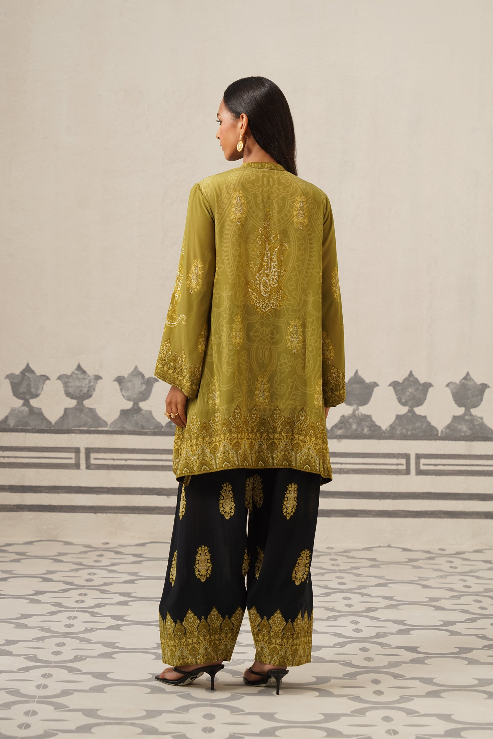Mehal Crepe Printed Suit Set