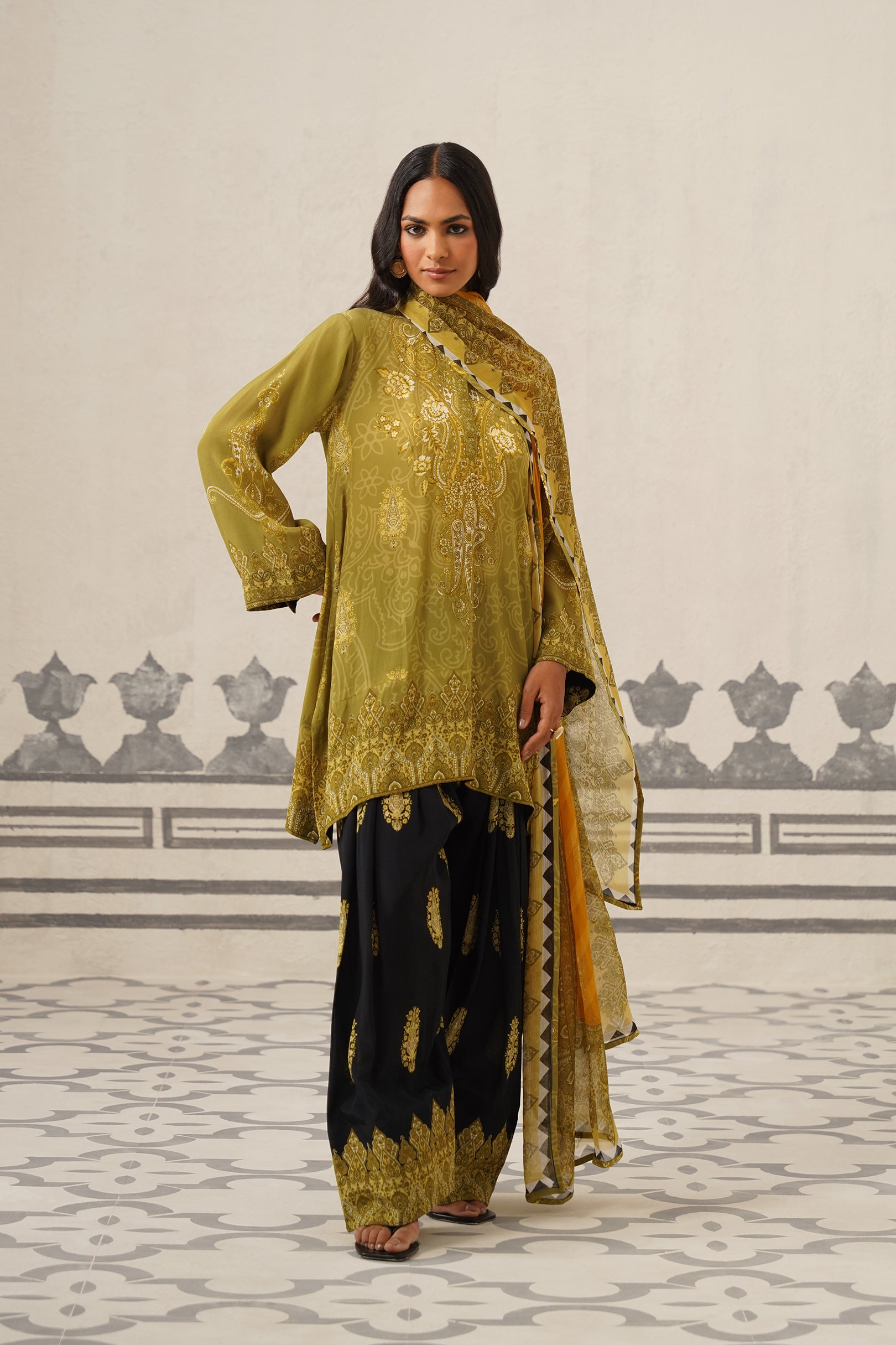 Mehal Crepe Printed Suit Set