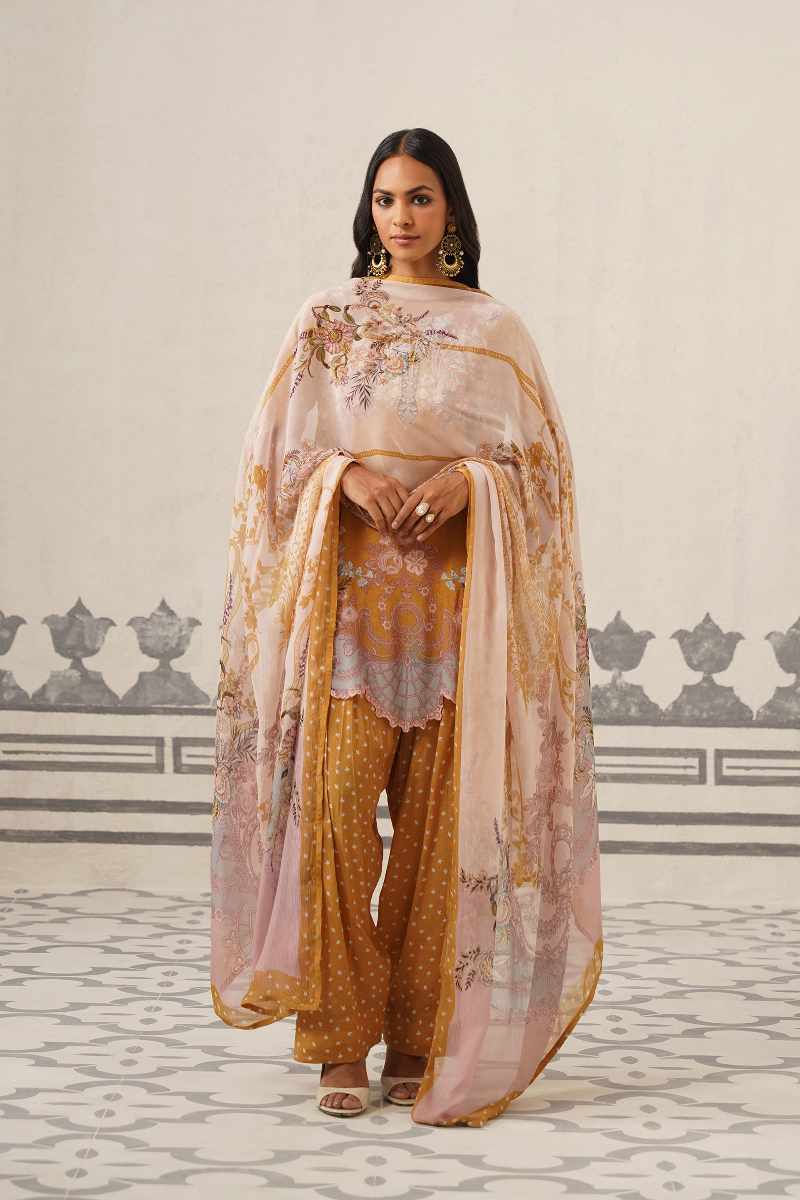 Roma Crepe Printed Scalloped Matching Set