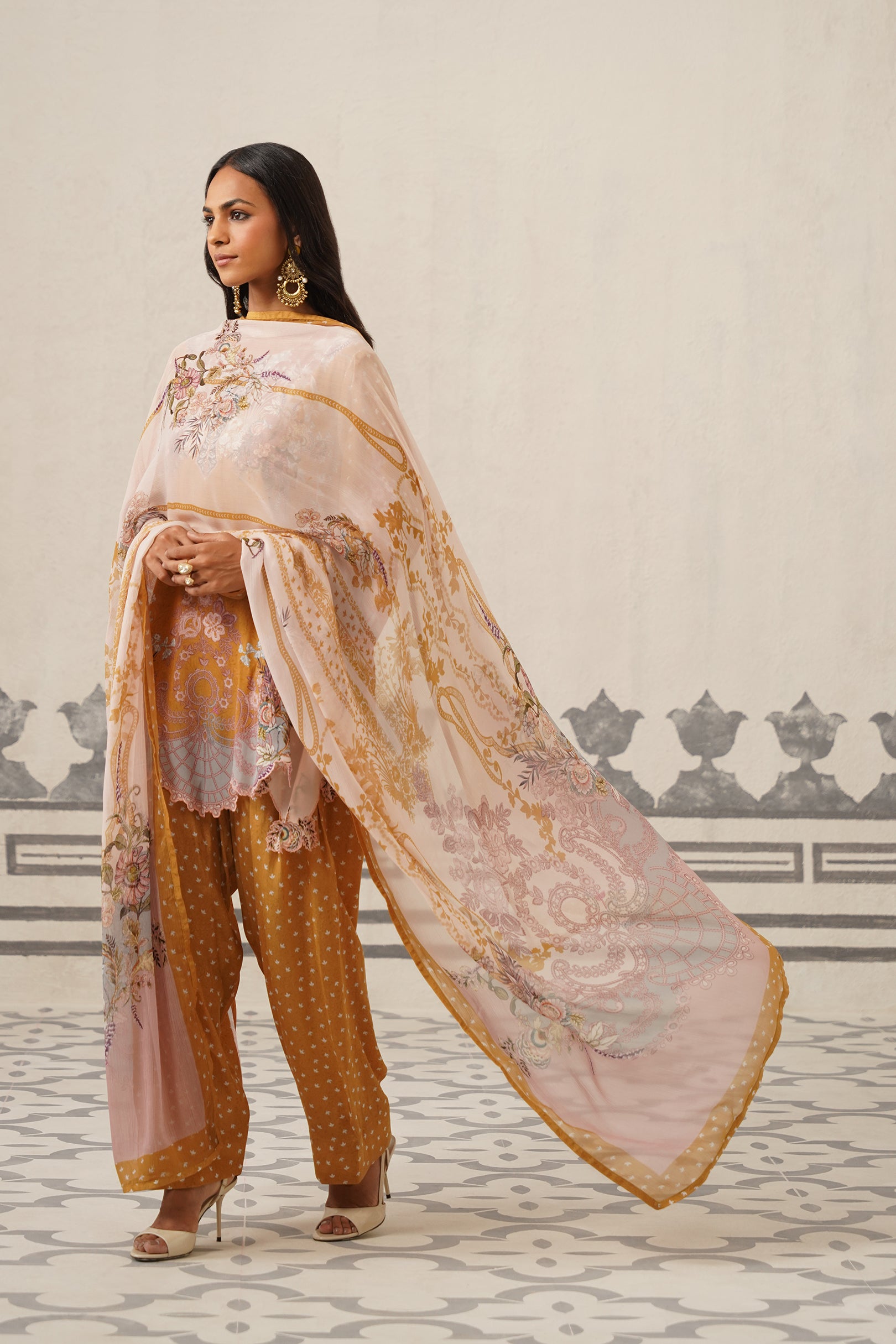 Roma Crepe Printed Scalloped Matching Set