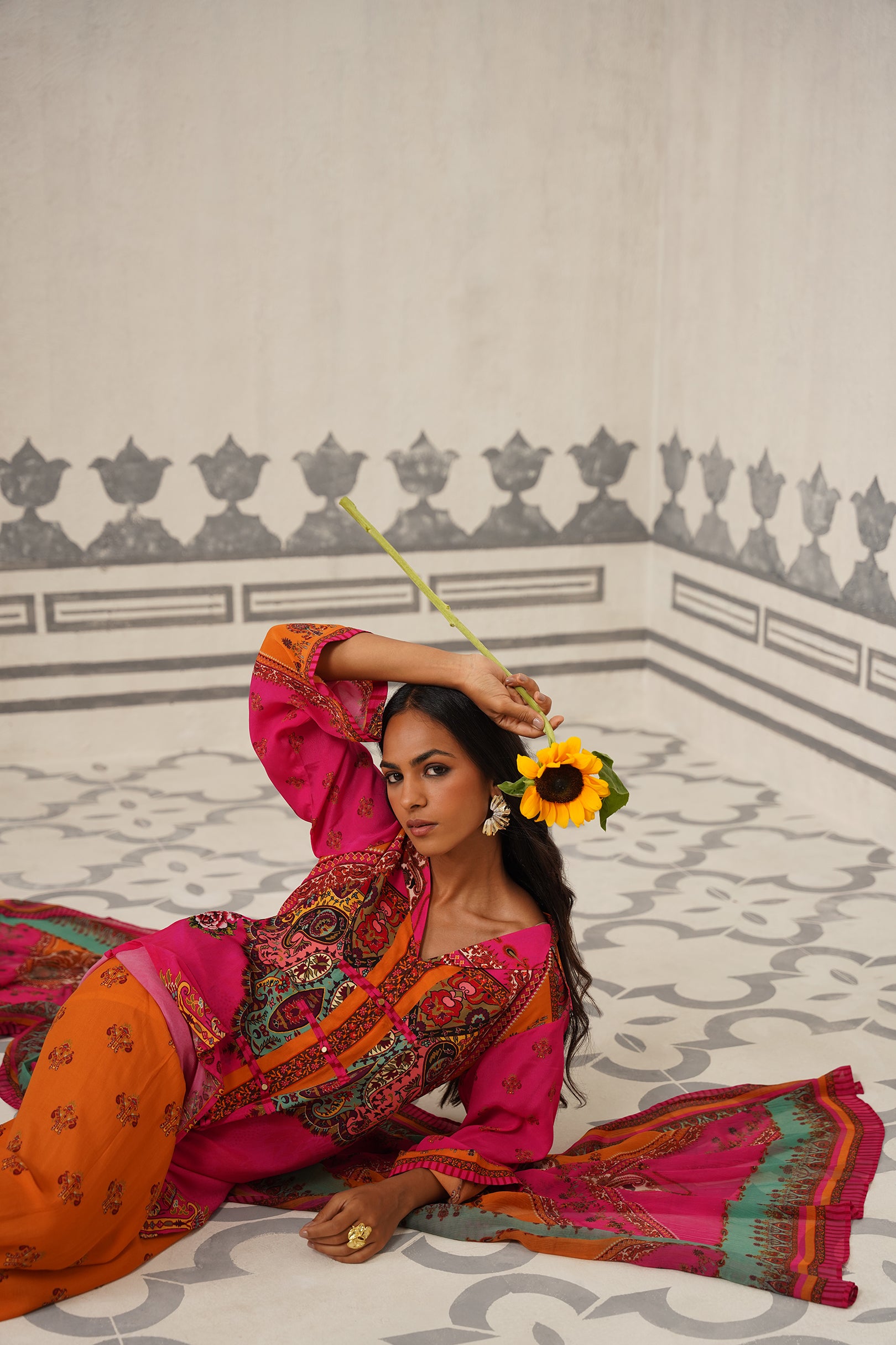 Reet Crepe Printed Suit Set