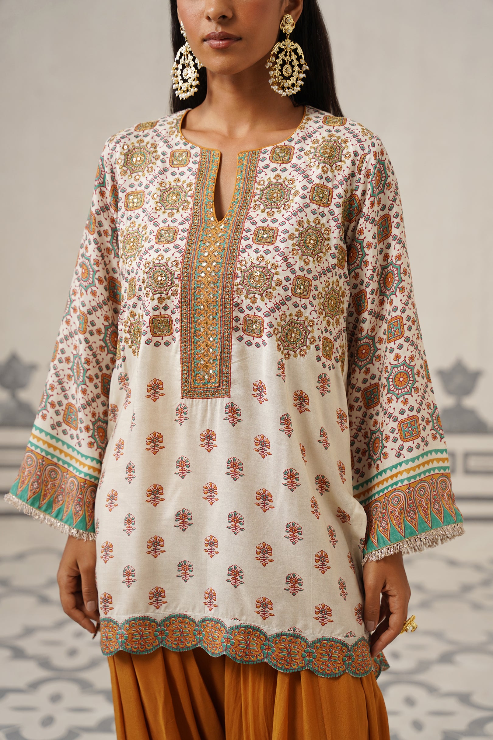 Maham Muslin Printed Suit Set