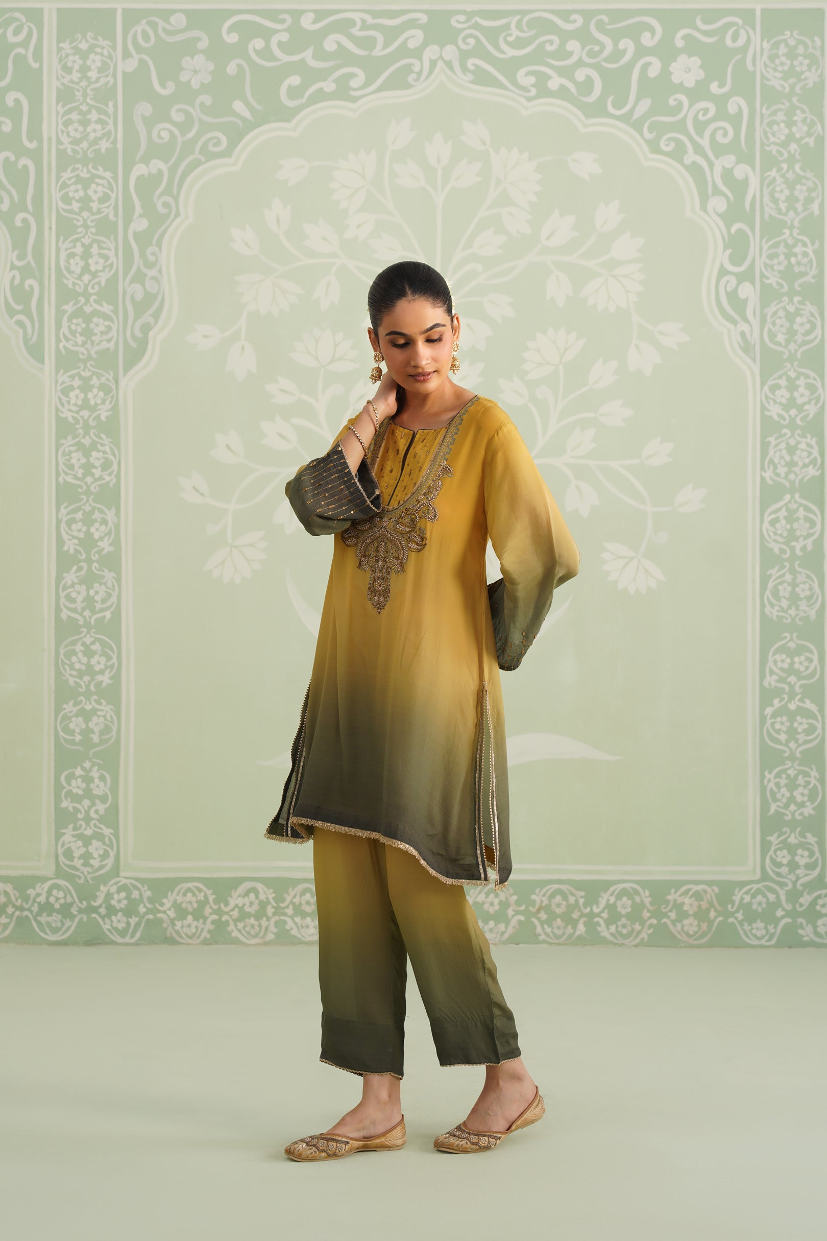 Ruhani Hand Embroidered Crepe Printed Matching Set