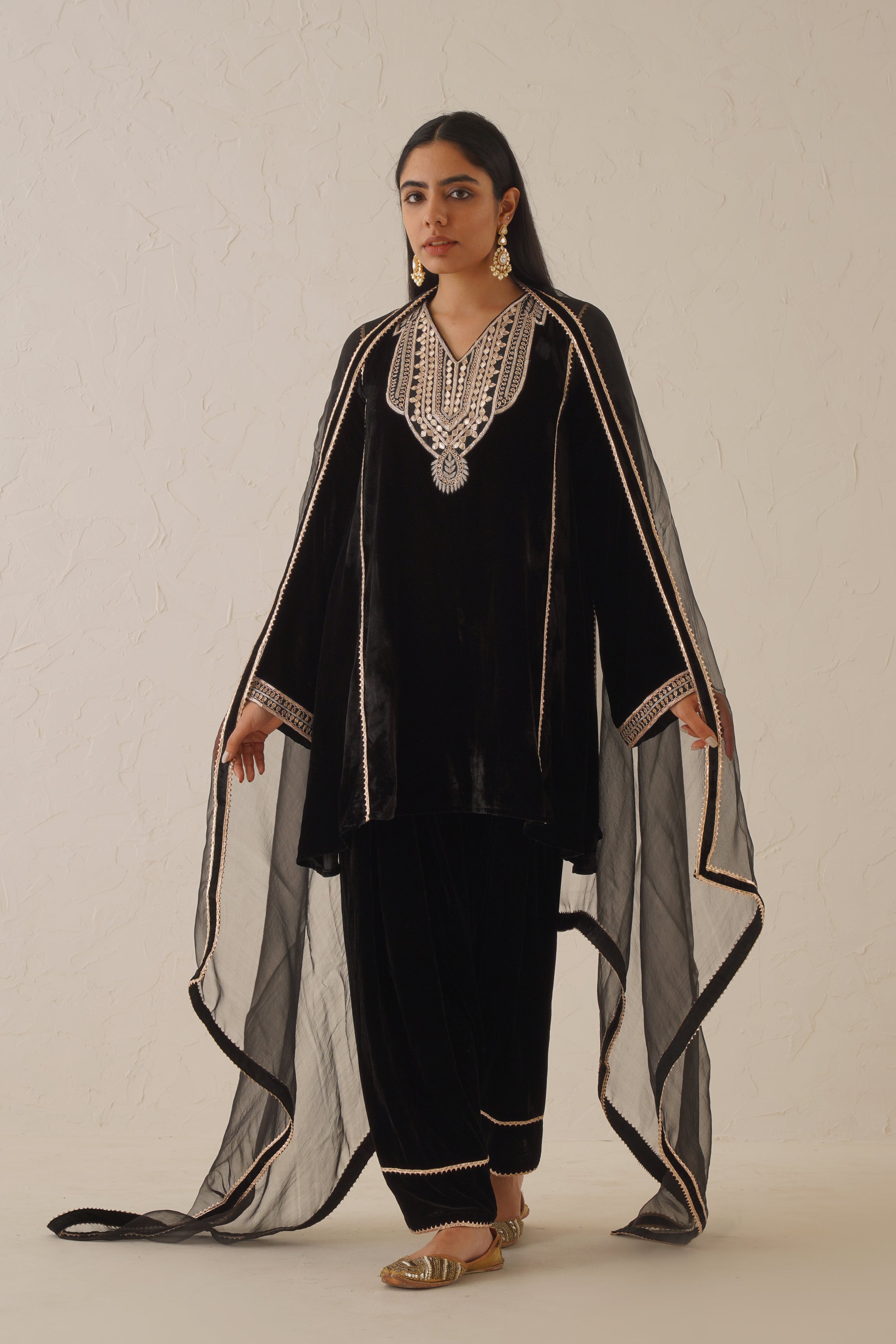 Black Pure Velvet Hand Embroidered Suit Set - Neetika Chopra