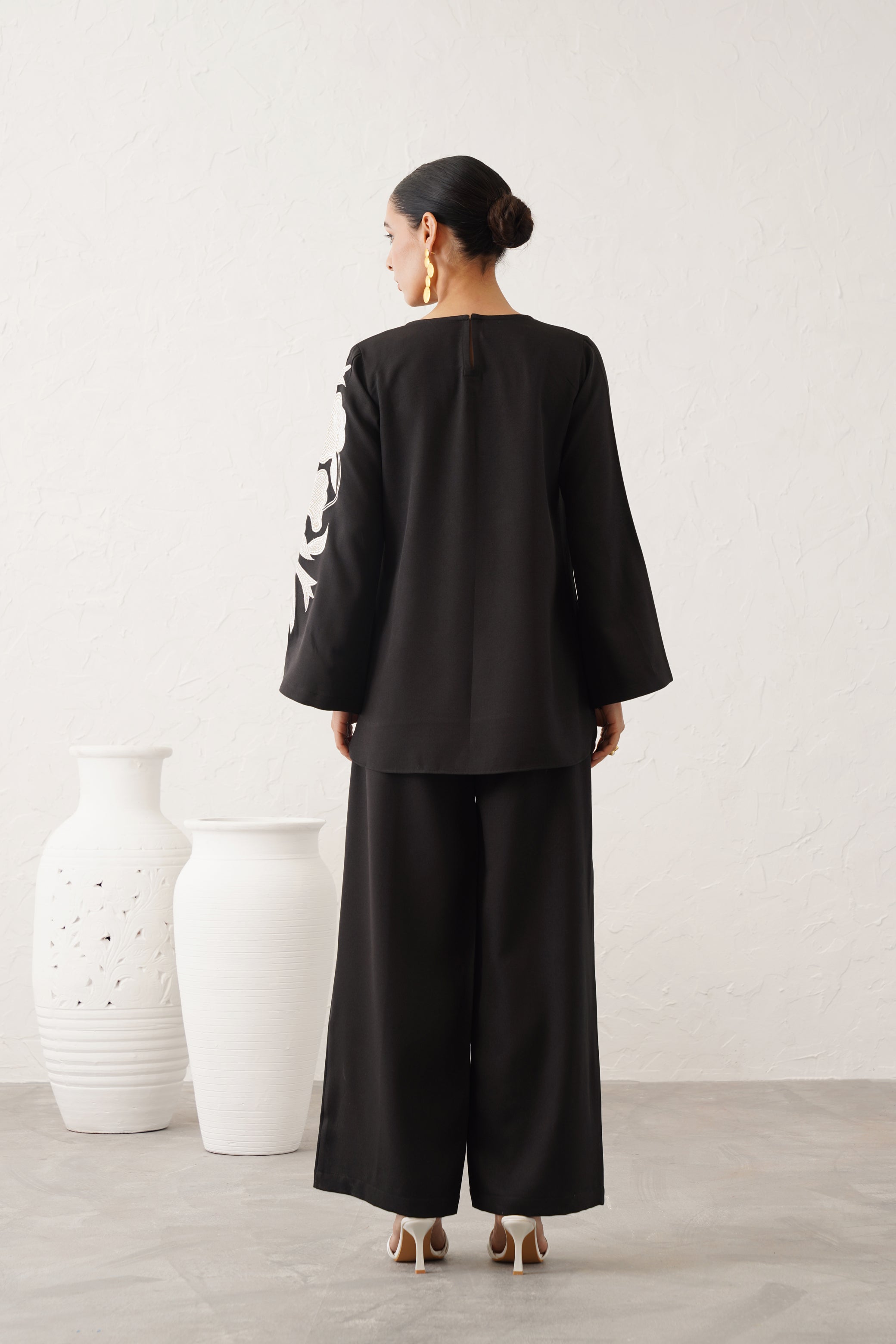 Sehaj Moss Crepe Matching Set - Neetika Chopra