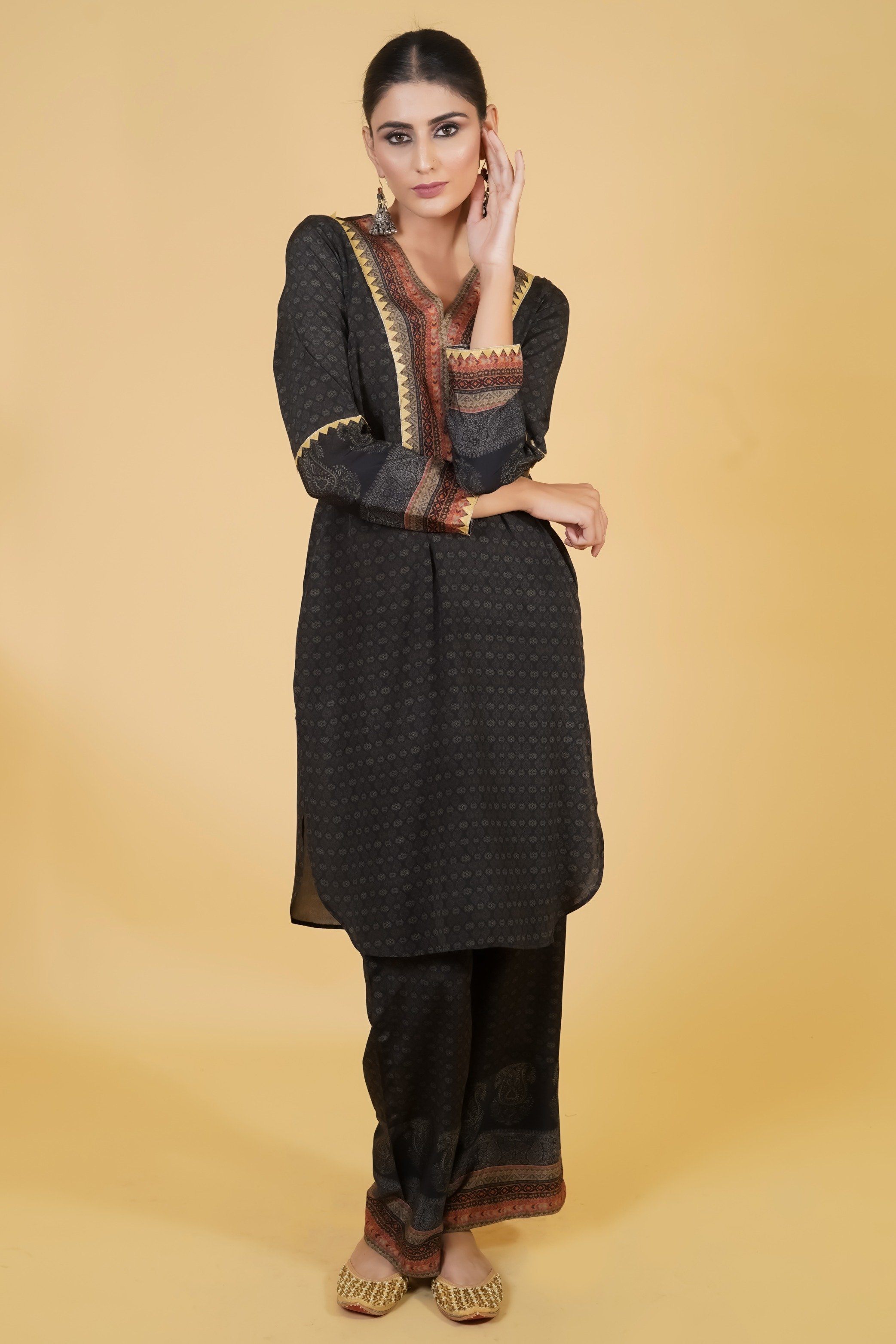 Retromotive Black Kurta Set - Neetika Chopra