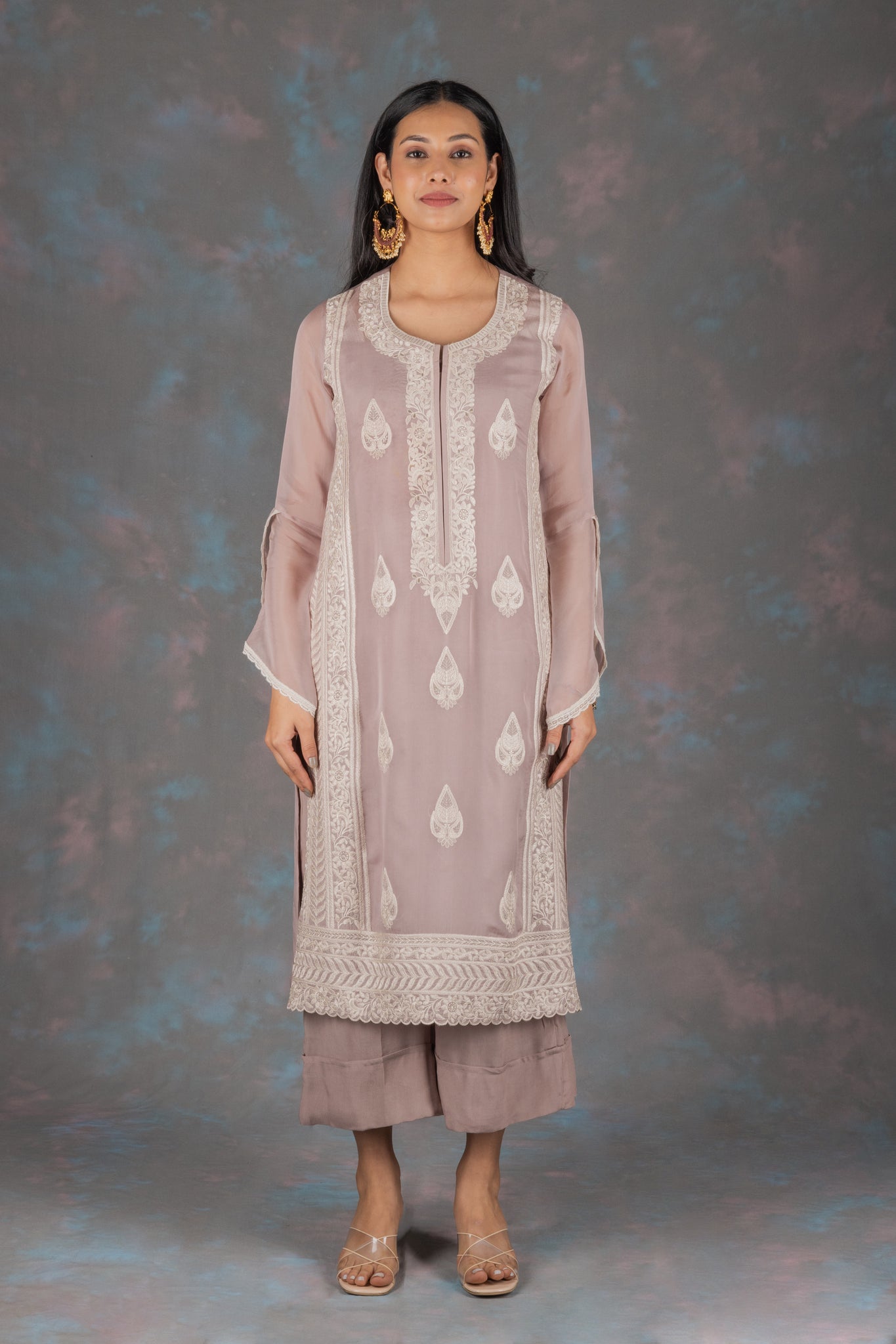 Taffy Embroidery Kurta Set - Neetika Chopra