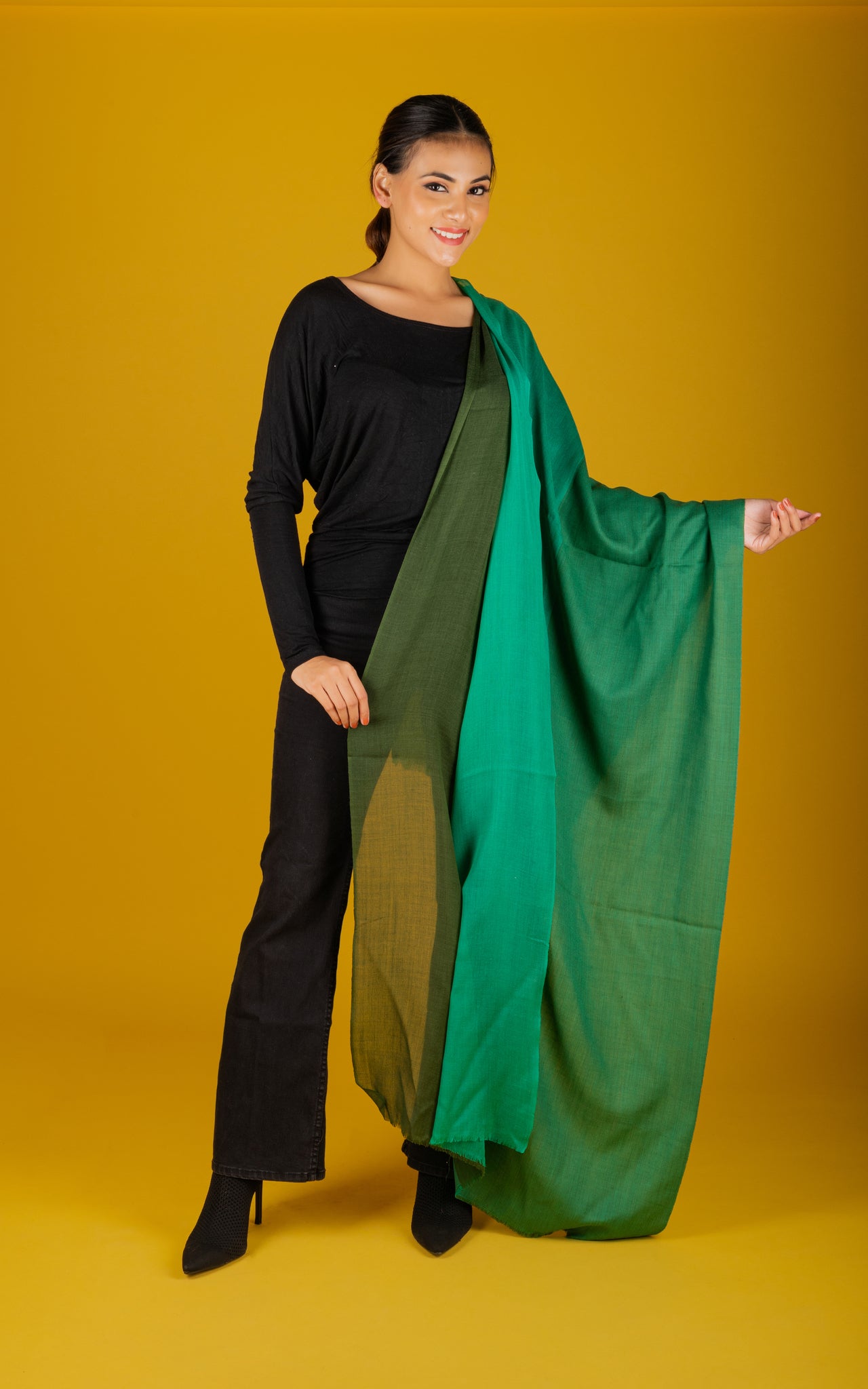 Green 3ply Stole - Neetika Chopra