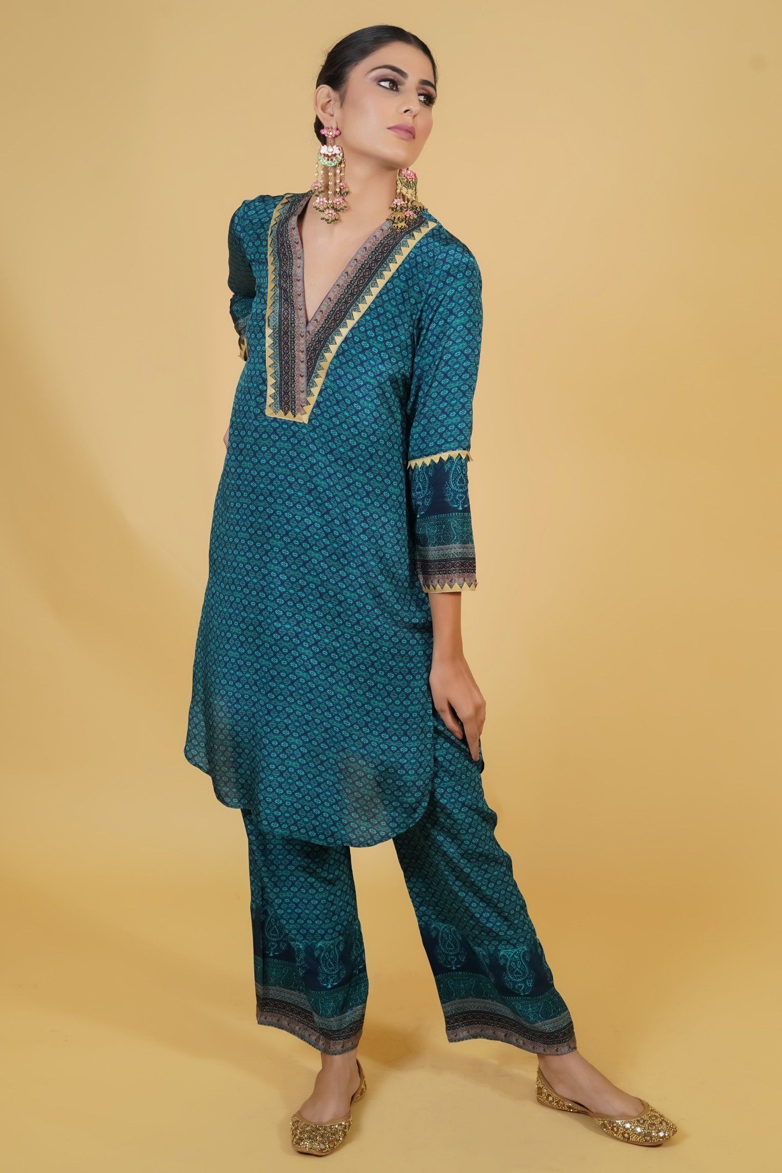 Retromotive Blue Kurta Set - Neetika Chopra